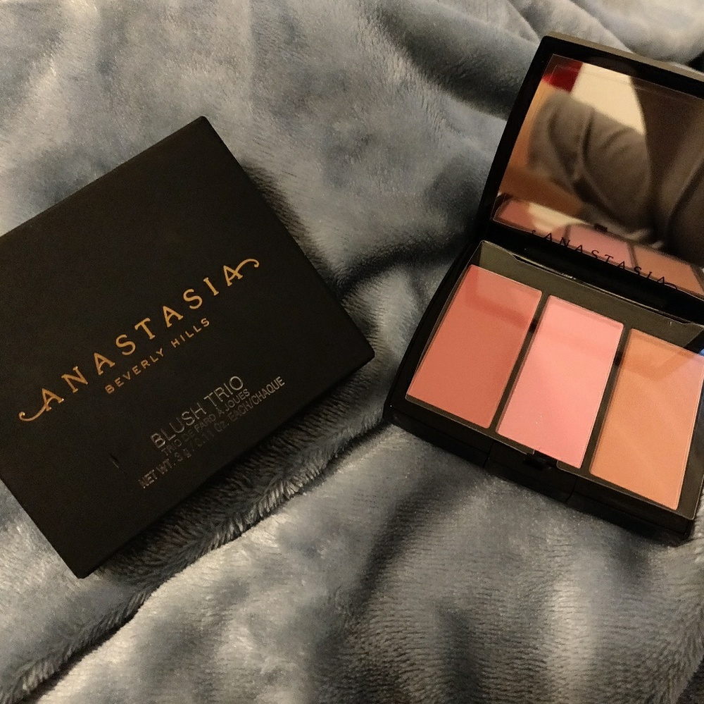 Anastasia Beverly Hills Blush Trio (Pink Passion)